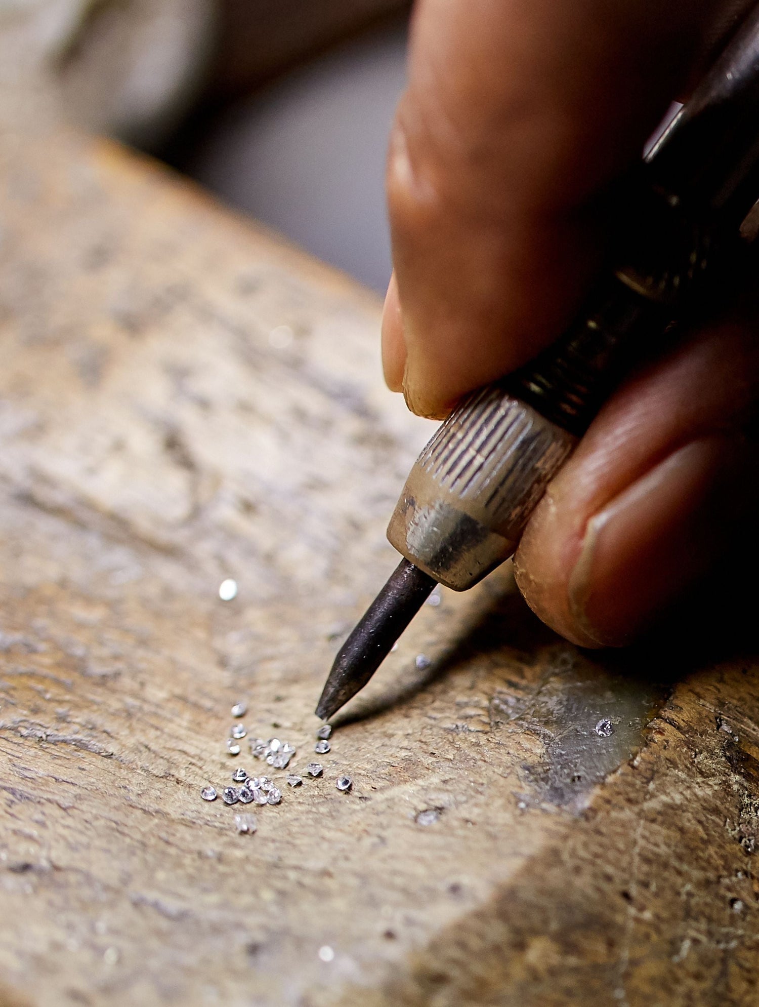 Bijoux dorés : tout savoir sur le micron et la dorure !