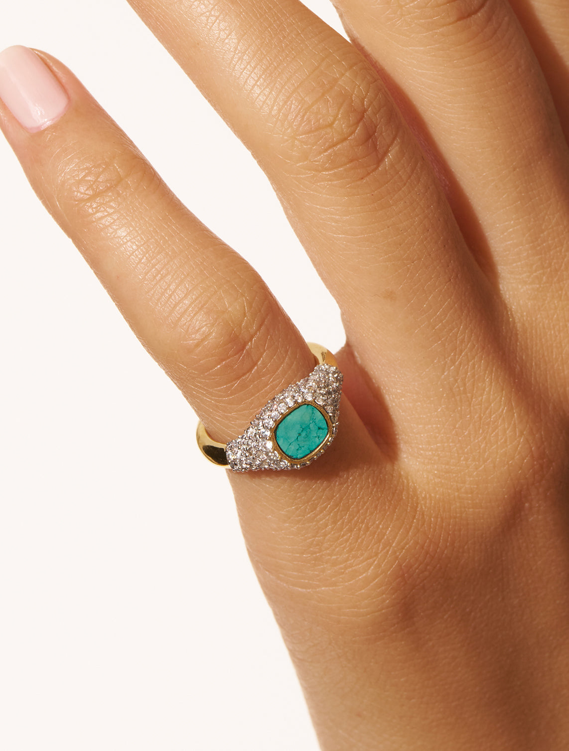 Bague_holi_turquoise_pierre_bleue_bijou_dore