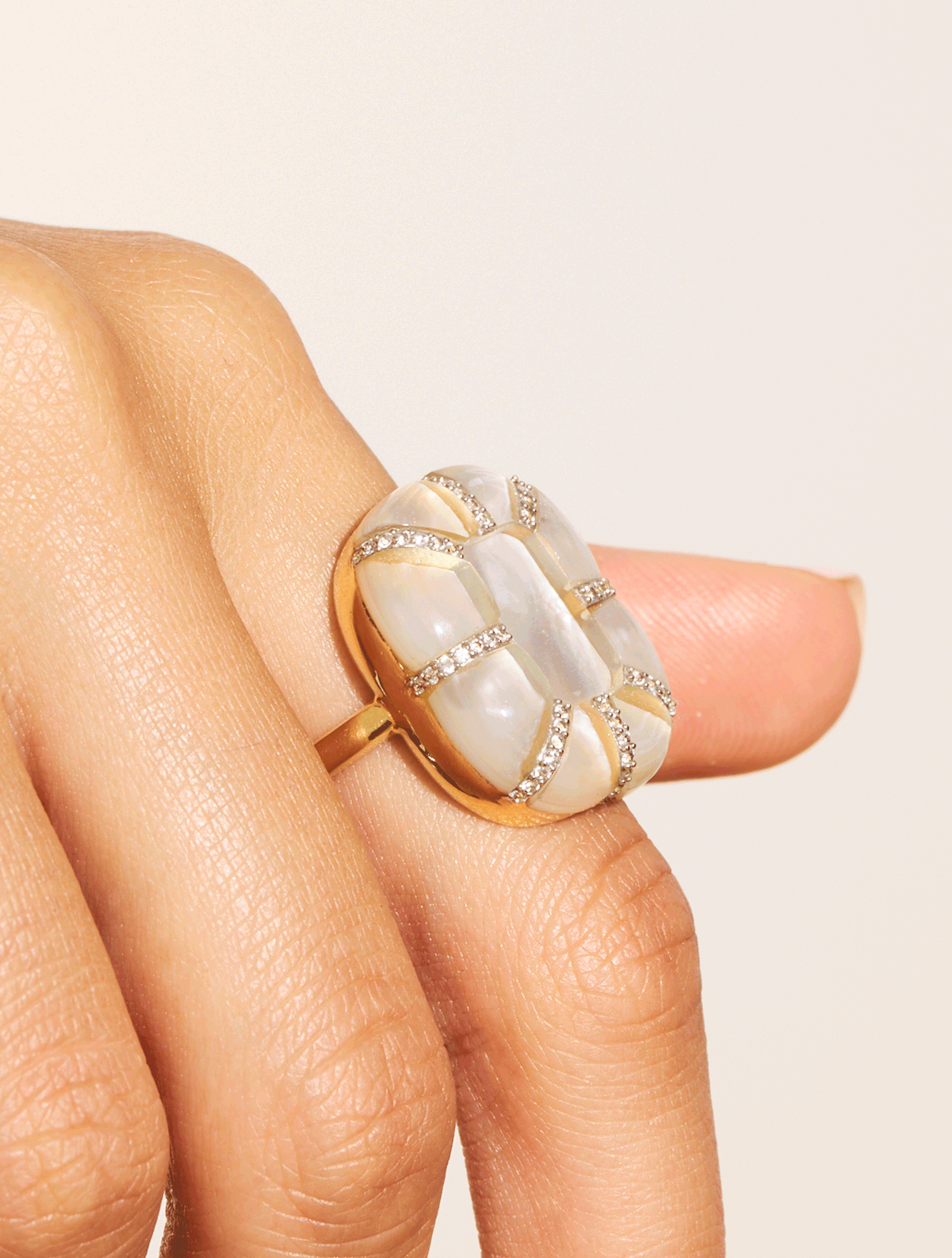 bague xxl nacre reem pierre naturelle zircons blancs