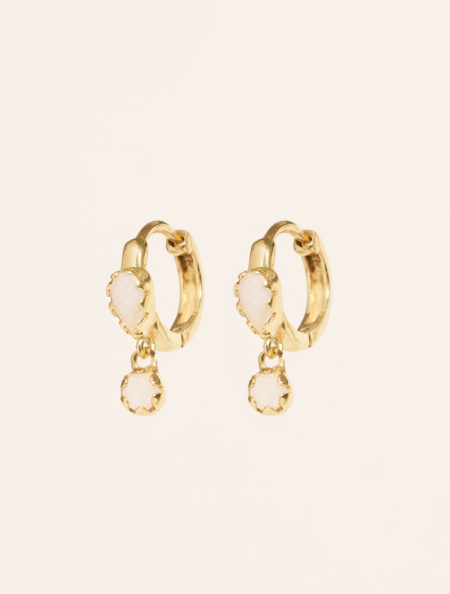 Safra Earrings - Moonstone