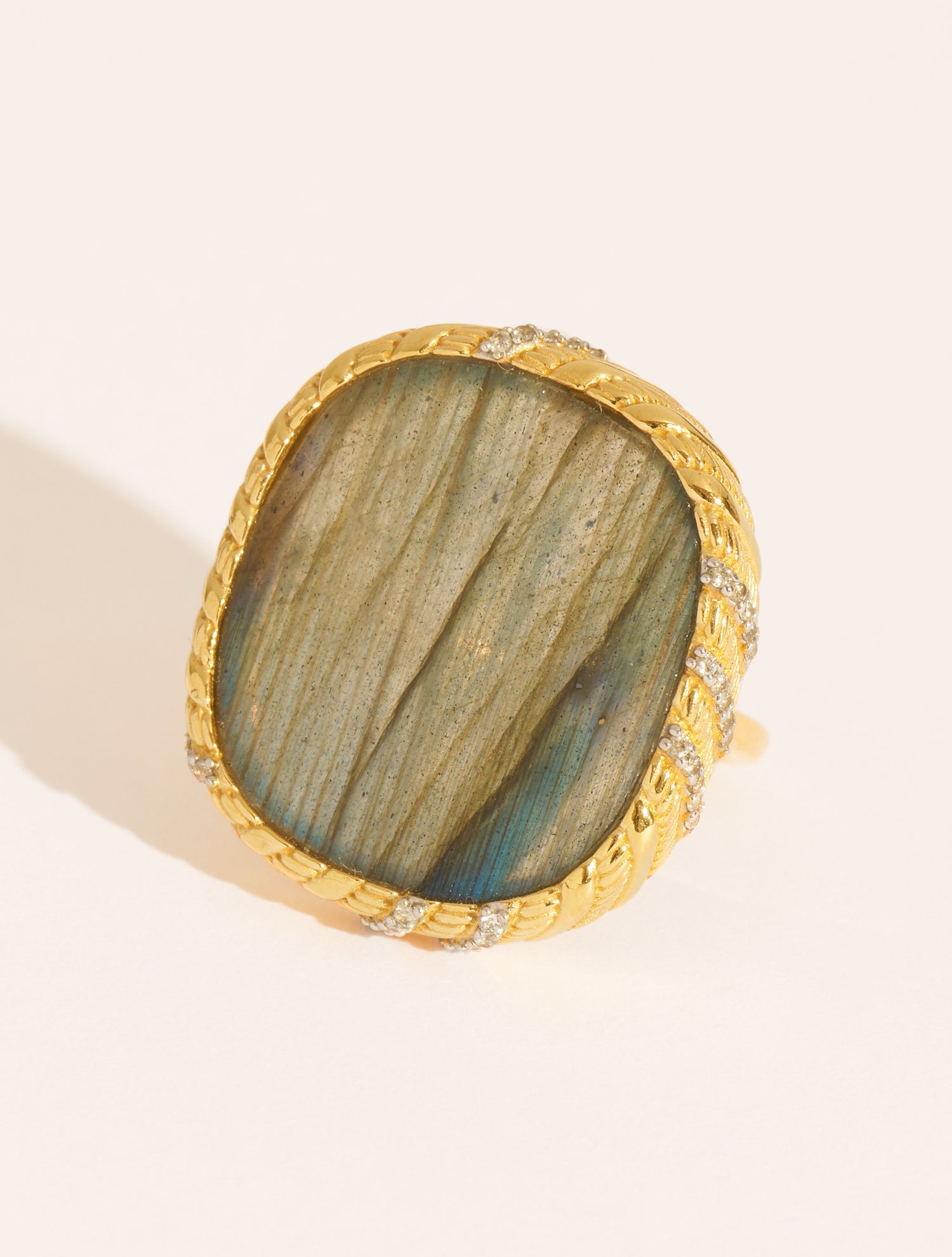 Dona Ring - Labradorite