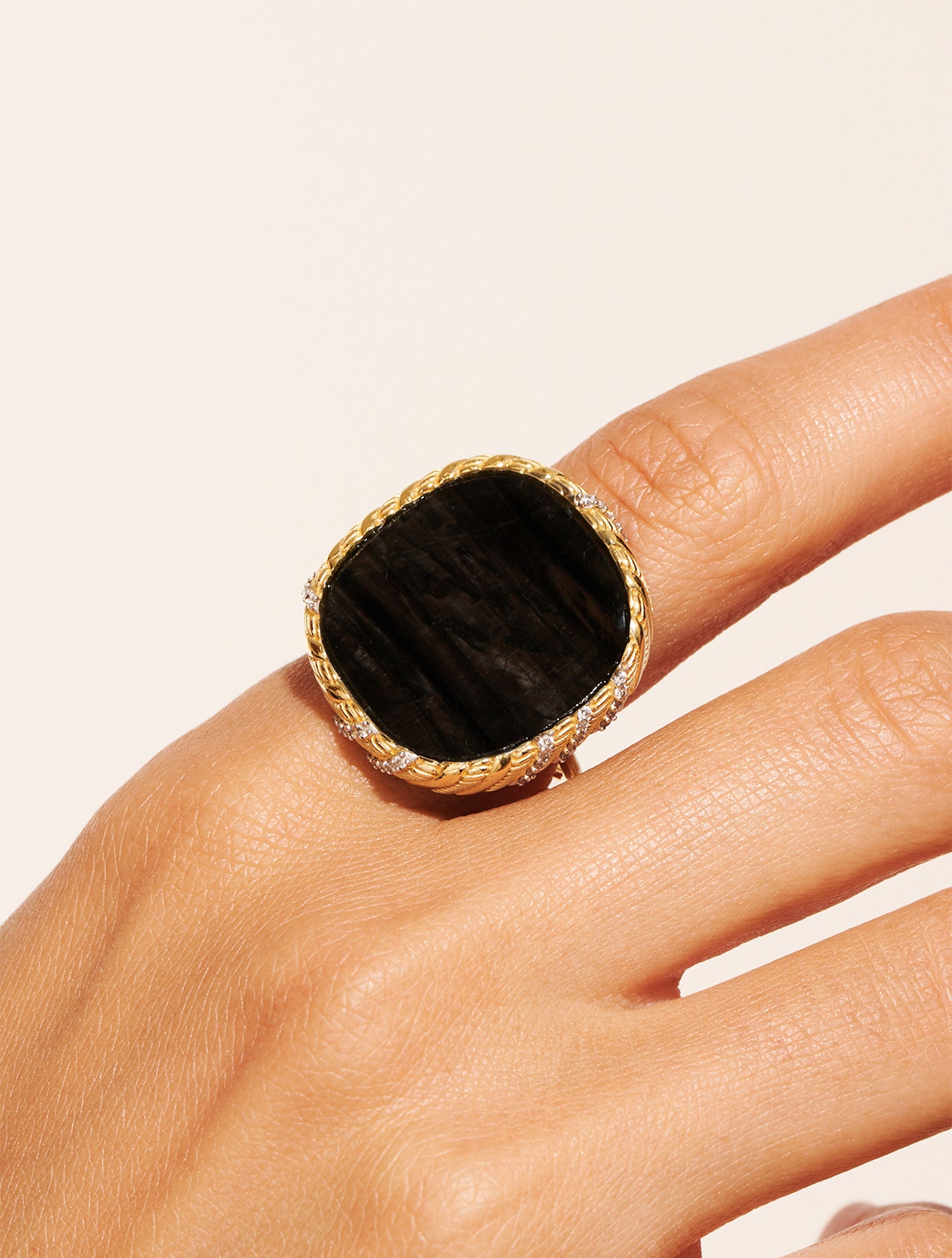 Dona Ring - Textured Onyx
