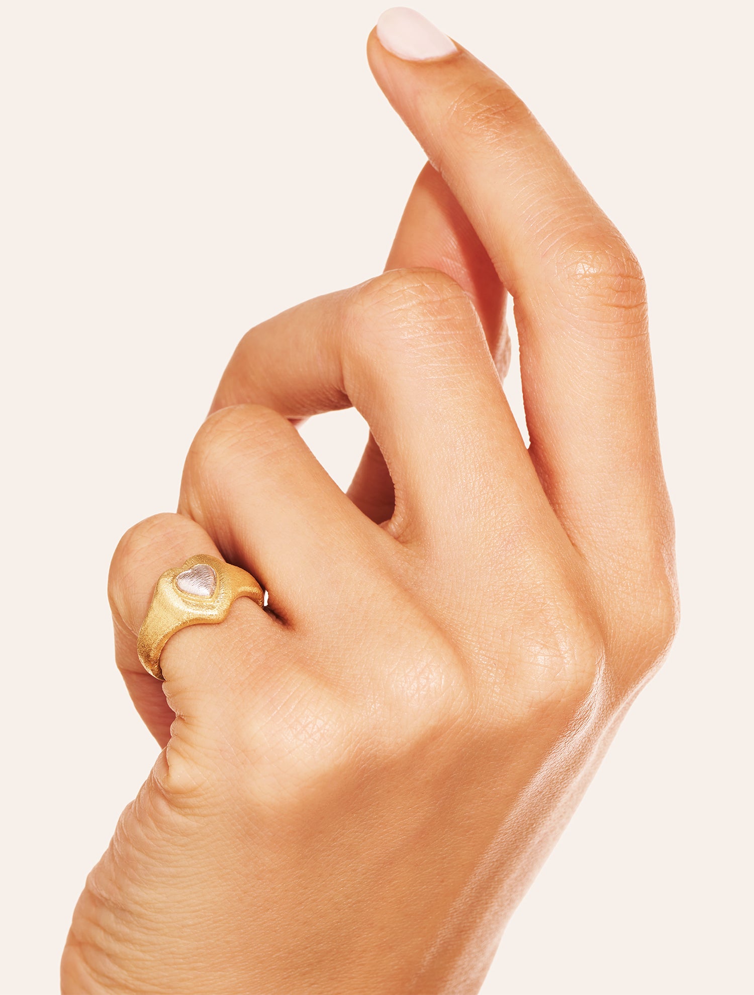 Magnetic Heart Ring - Silver