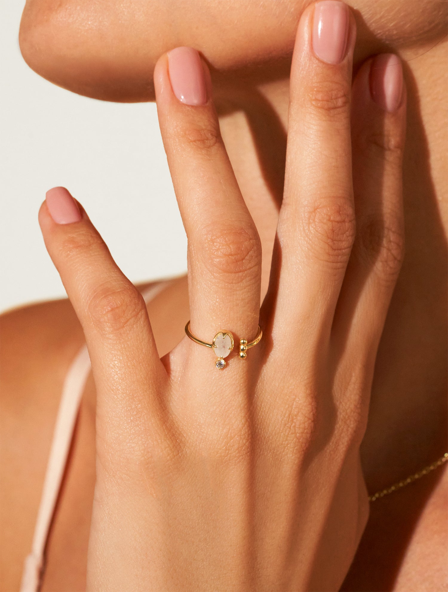 Mani Ring - Moonstone