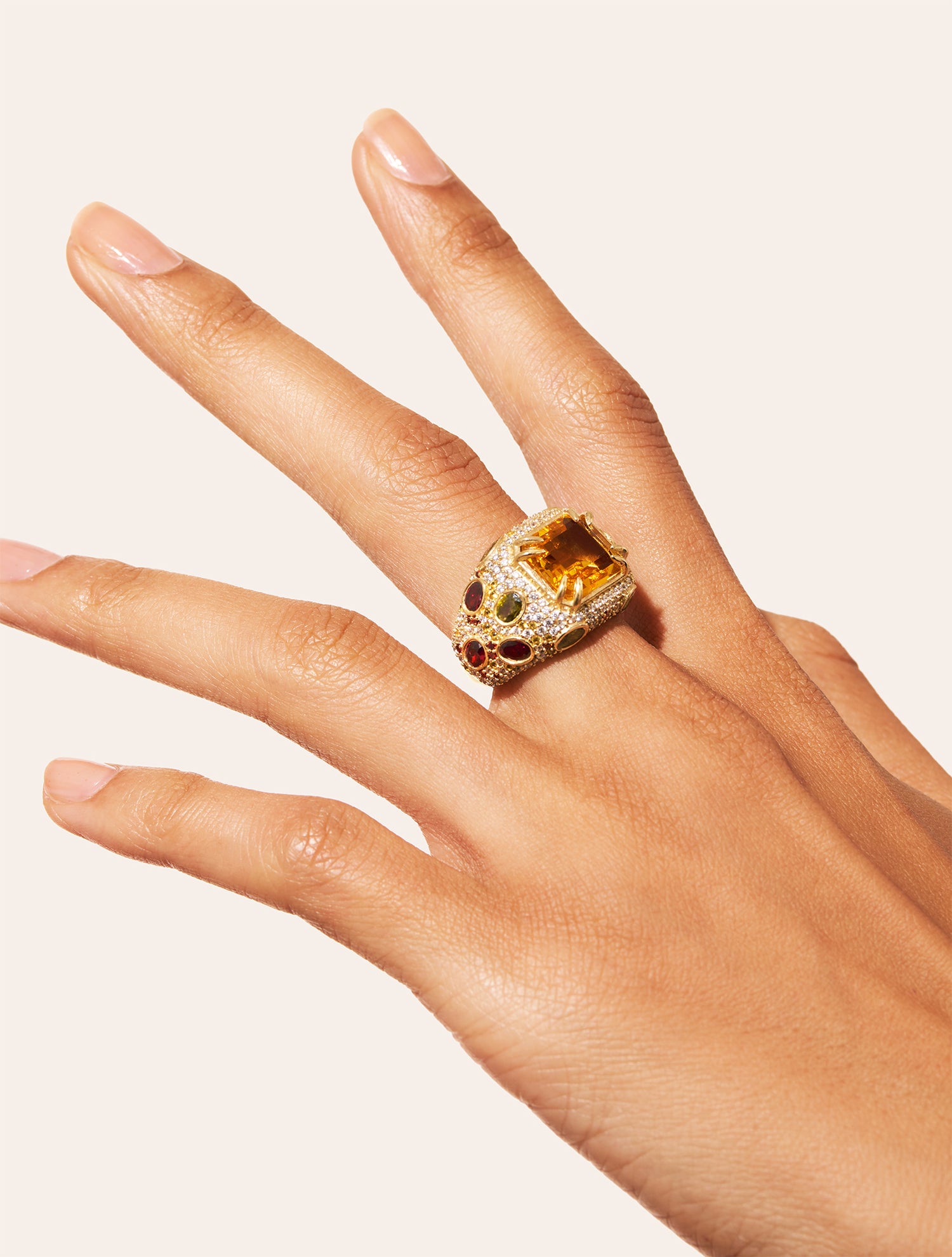 Panther Ring - Yellow colored quartz