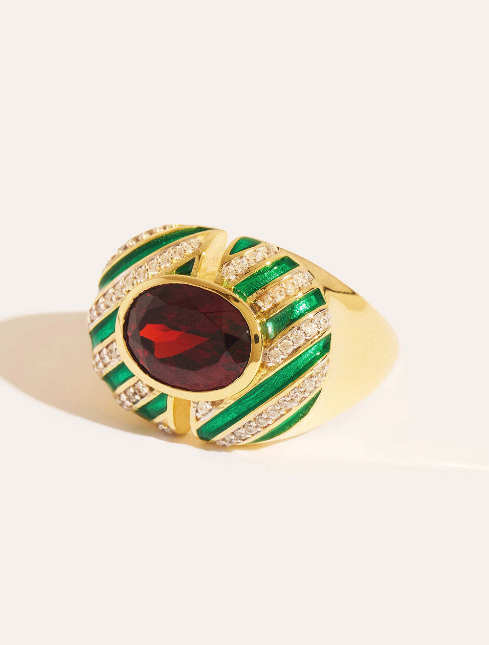 Zèbre Ring – Garnet-Toned Quartz & Green Enamel