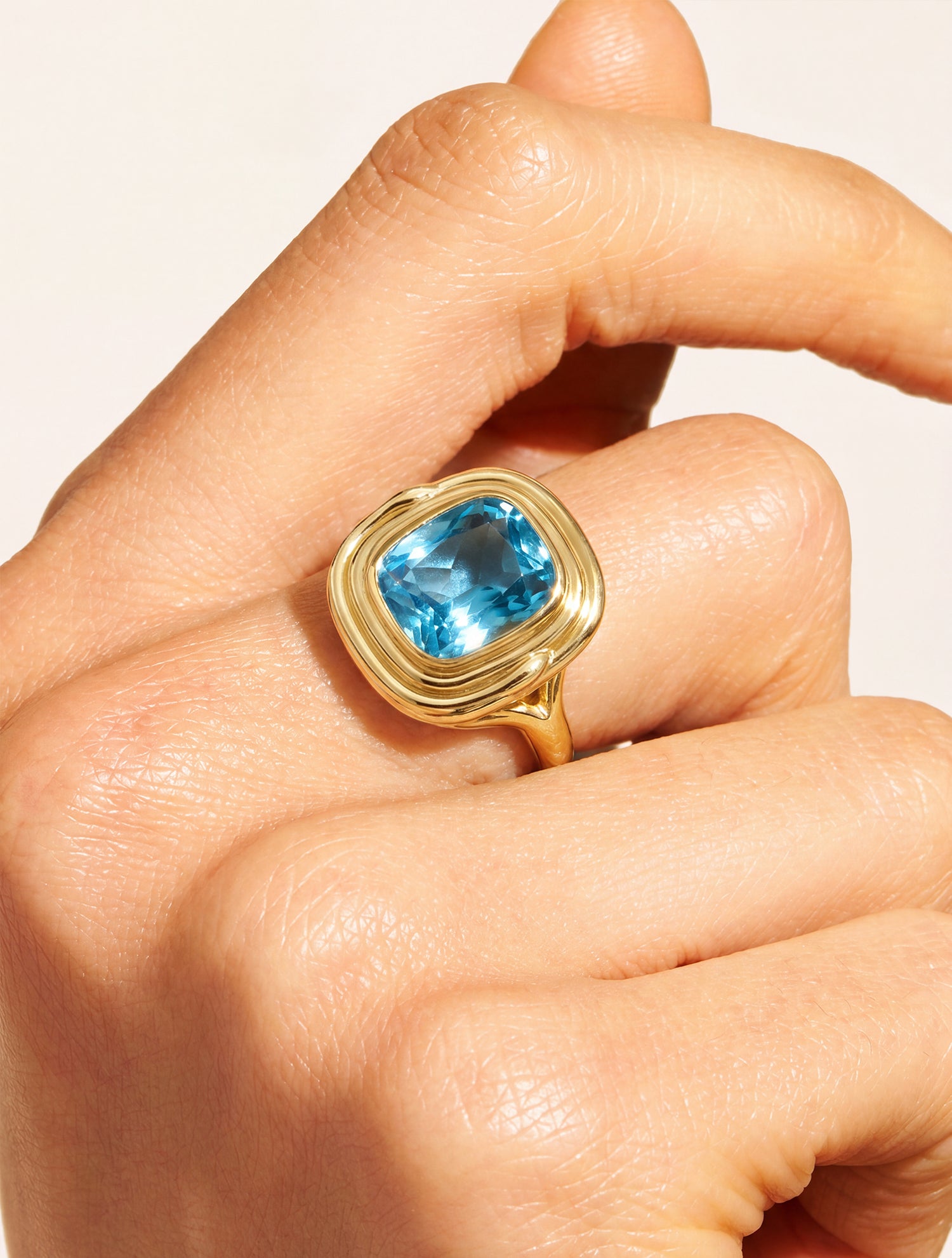 Bague carrée - Quartz coloré bleu clair - Riviera