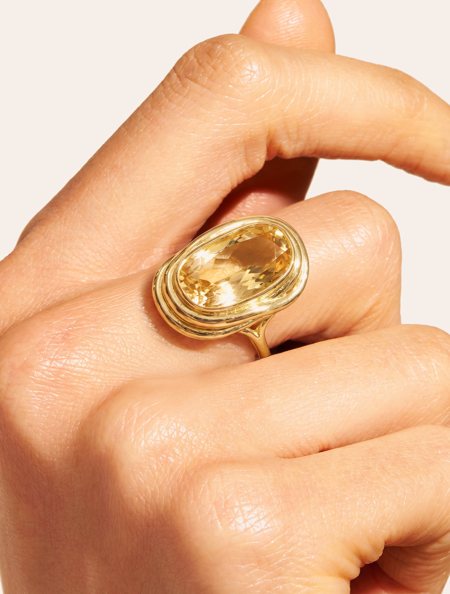 Bague ovale - quartz coloré jaune - Riviera