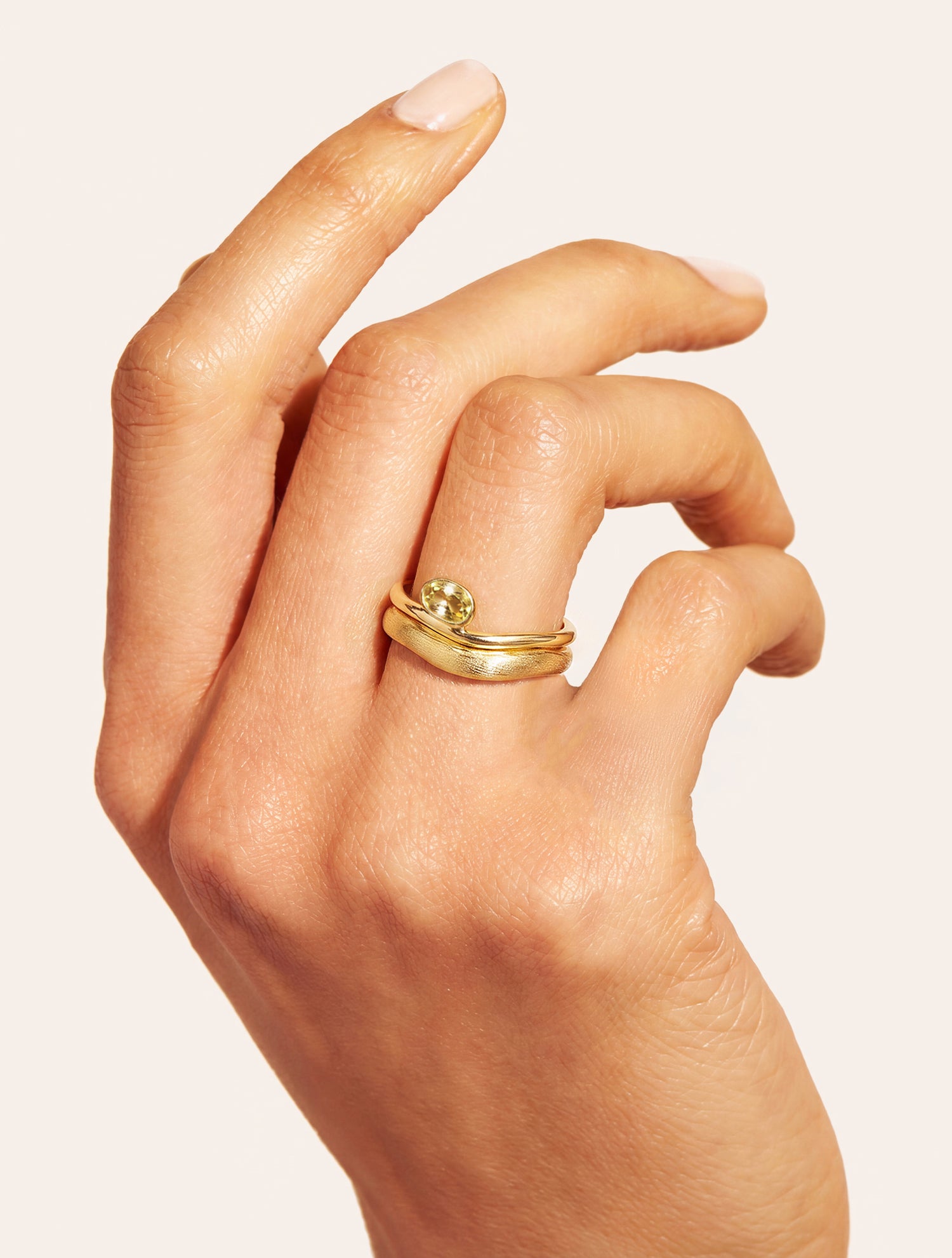 Bague vague - quartz coloré vert clair - Riviera