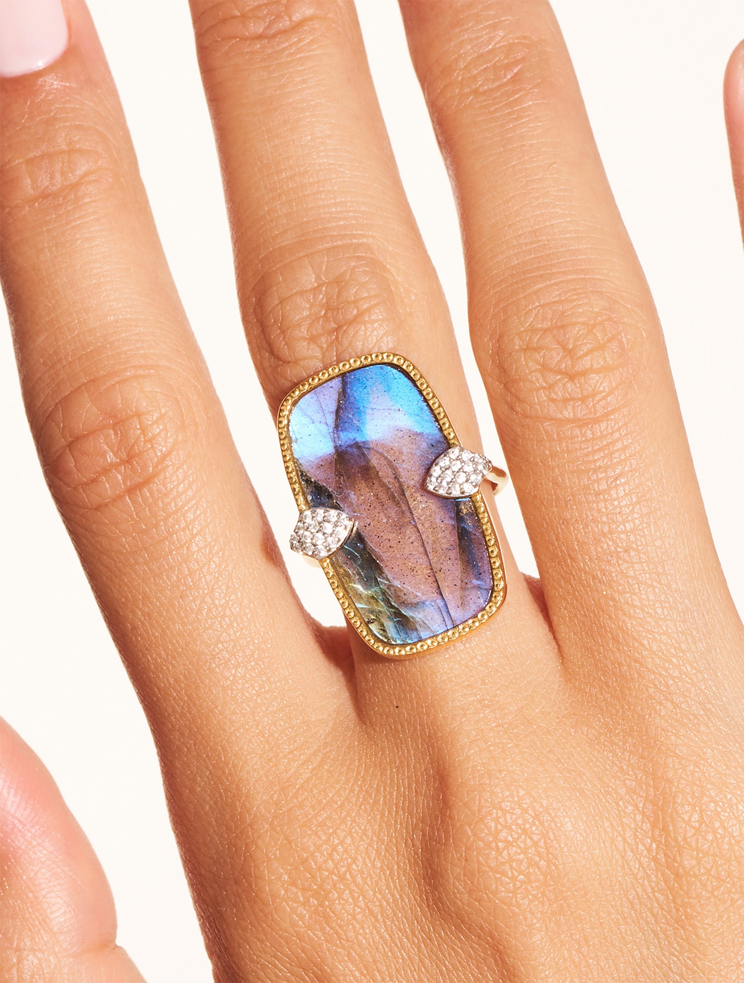 Sangha Ring - Labradorite