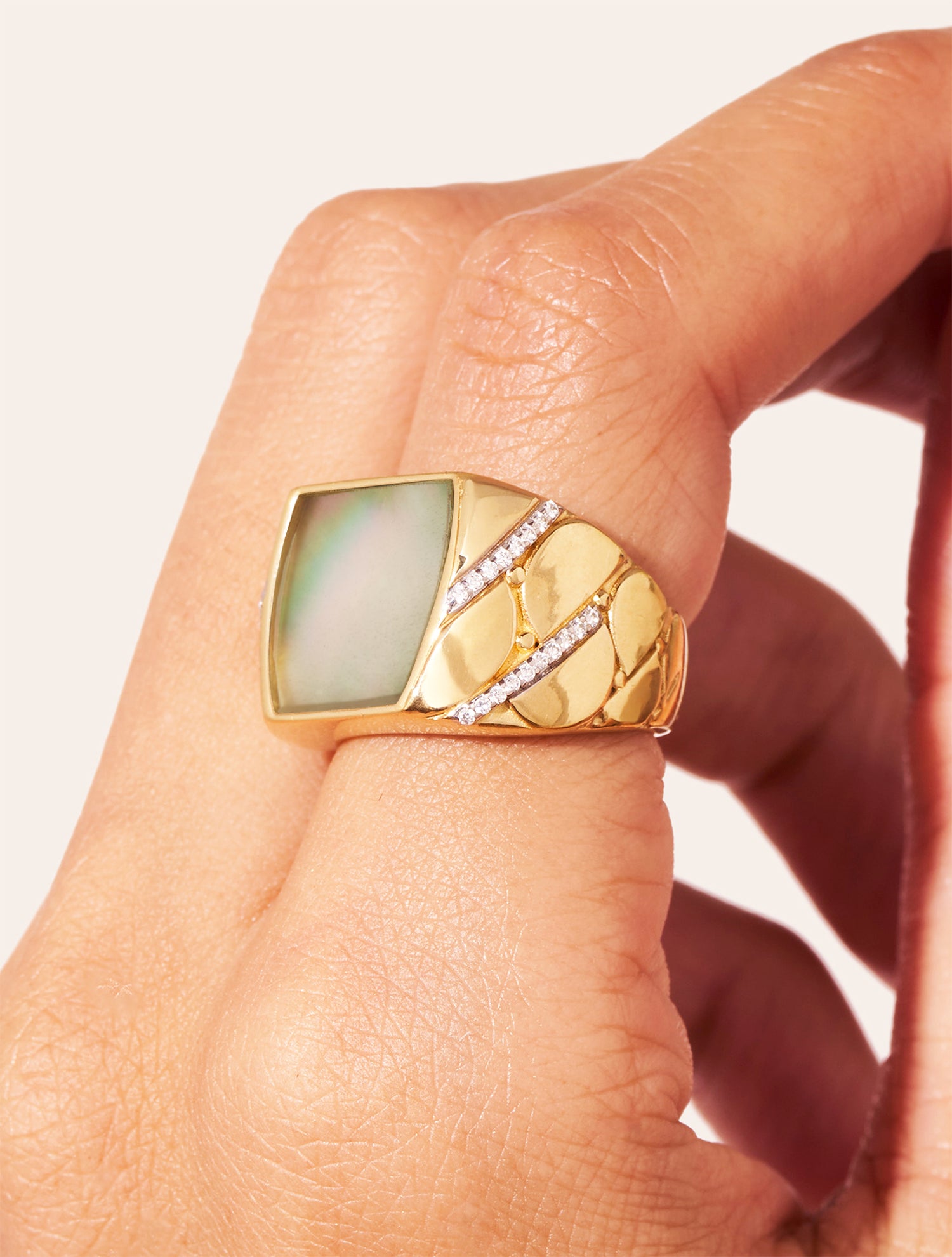 Bague Seema - Nacre Grise