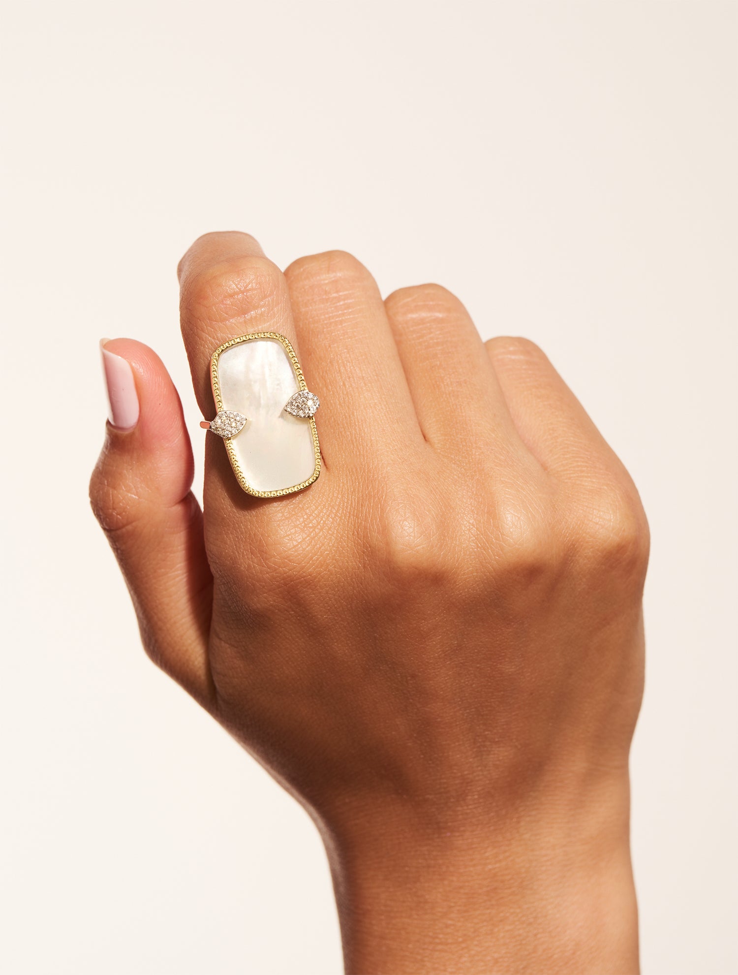 Sangha Ring - Mother of Pearl