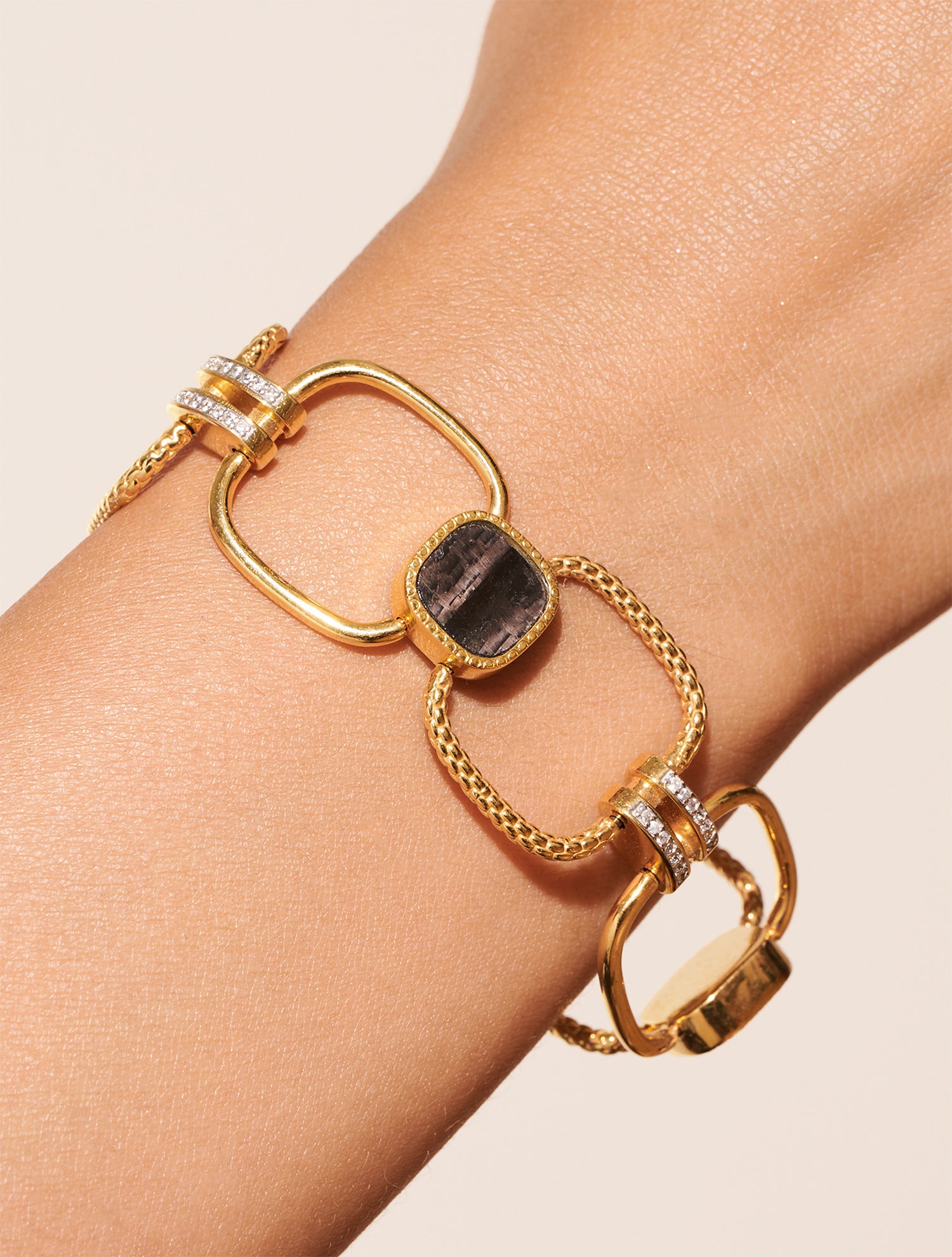 Kaïa Bracelet - Textured Onyx