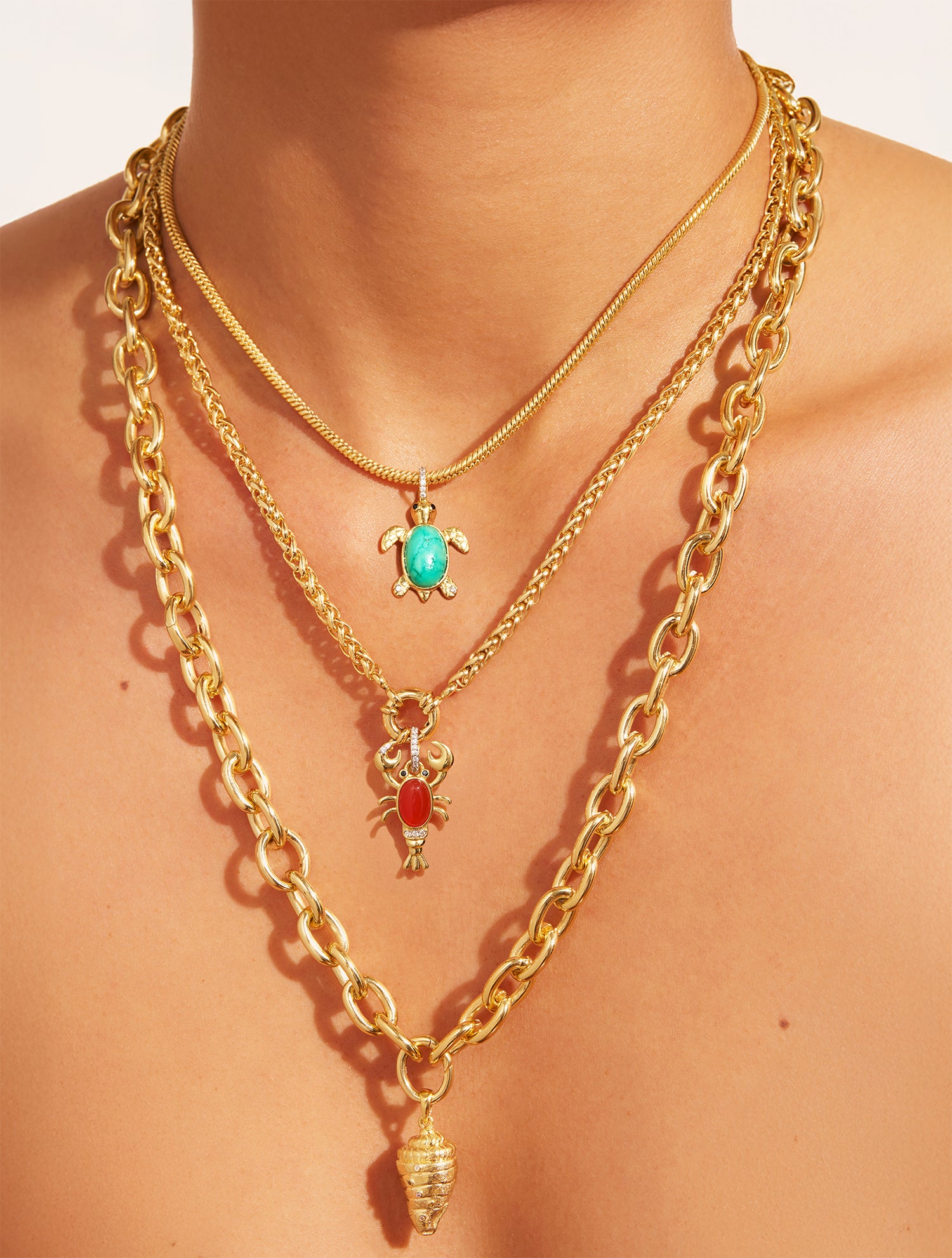 Toteme Seashell Pendant 