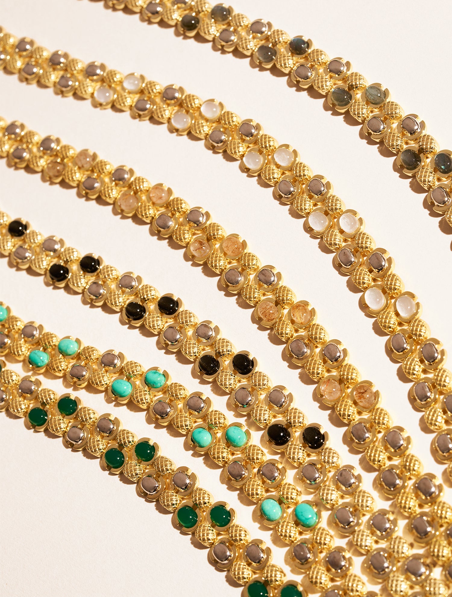 Amara Necklace - Mother of Pearl