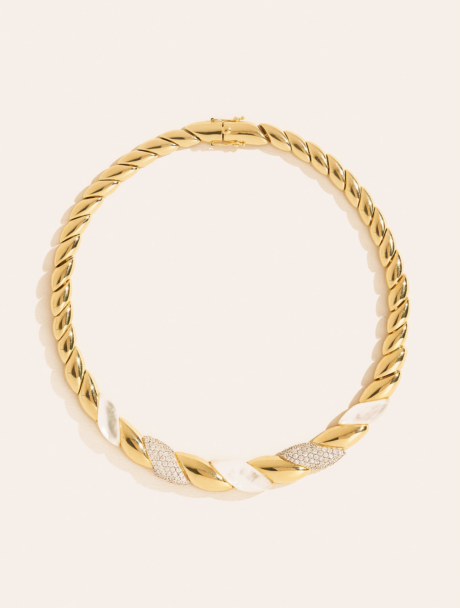 Amenza Necklace - Mother of Pearl