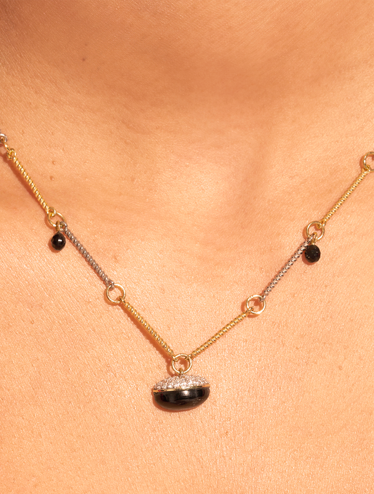 Mirage Necklace - Textured Onyx