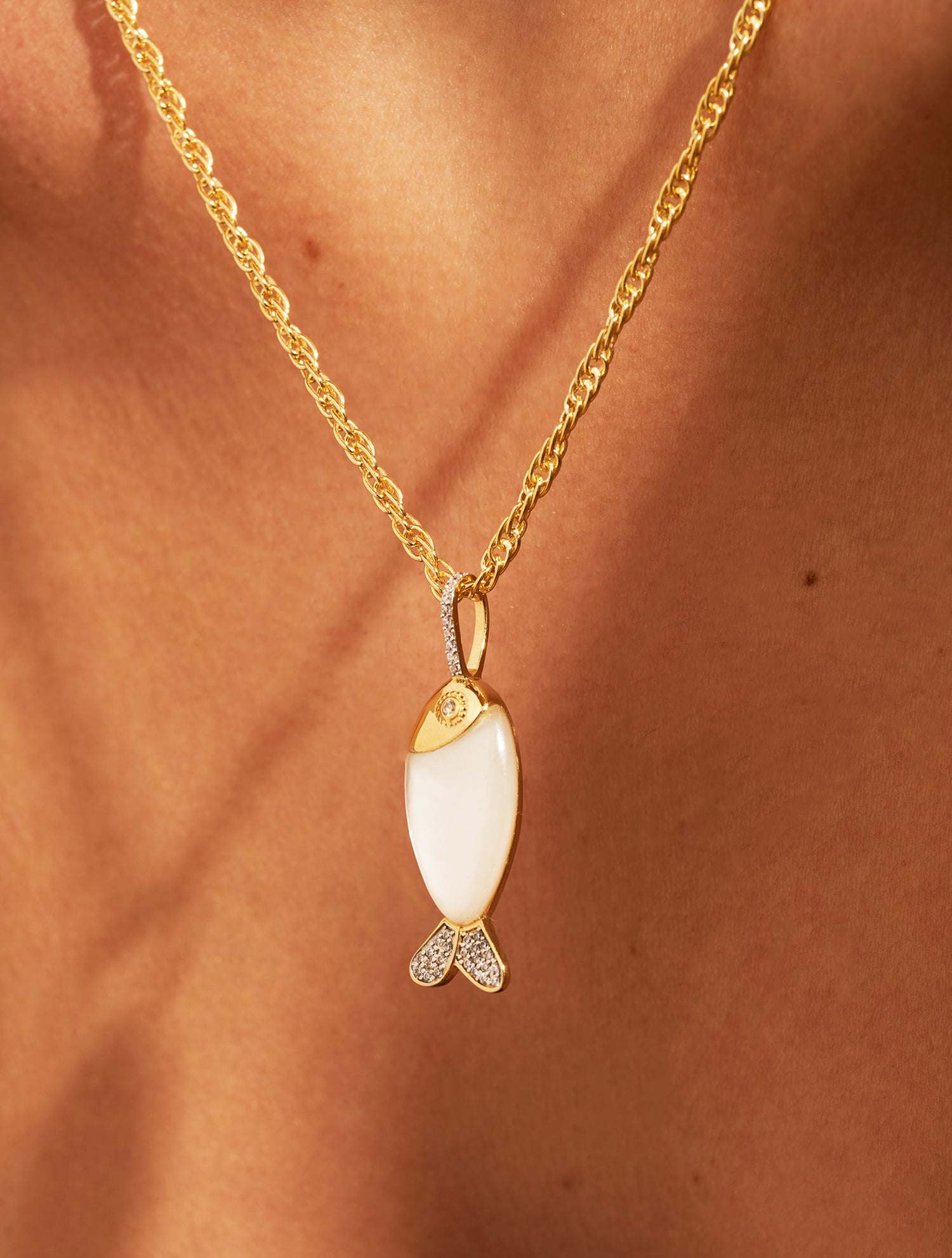 Sautoir poisson - Nacre