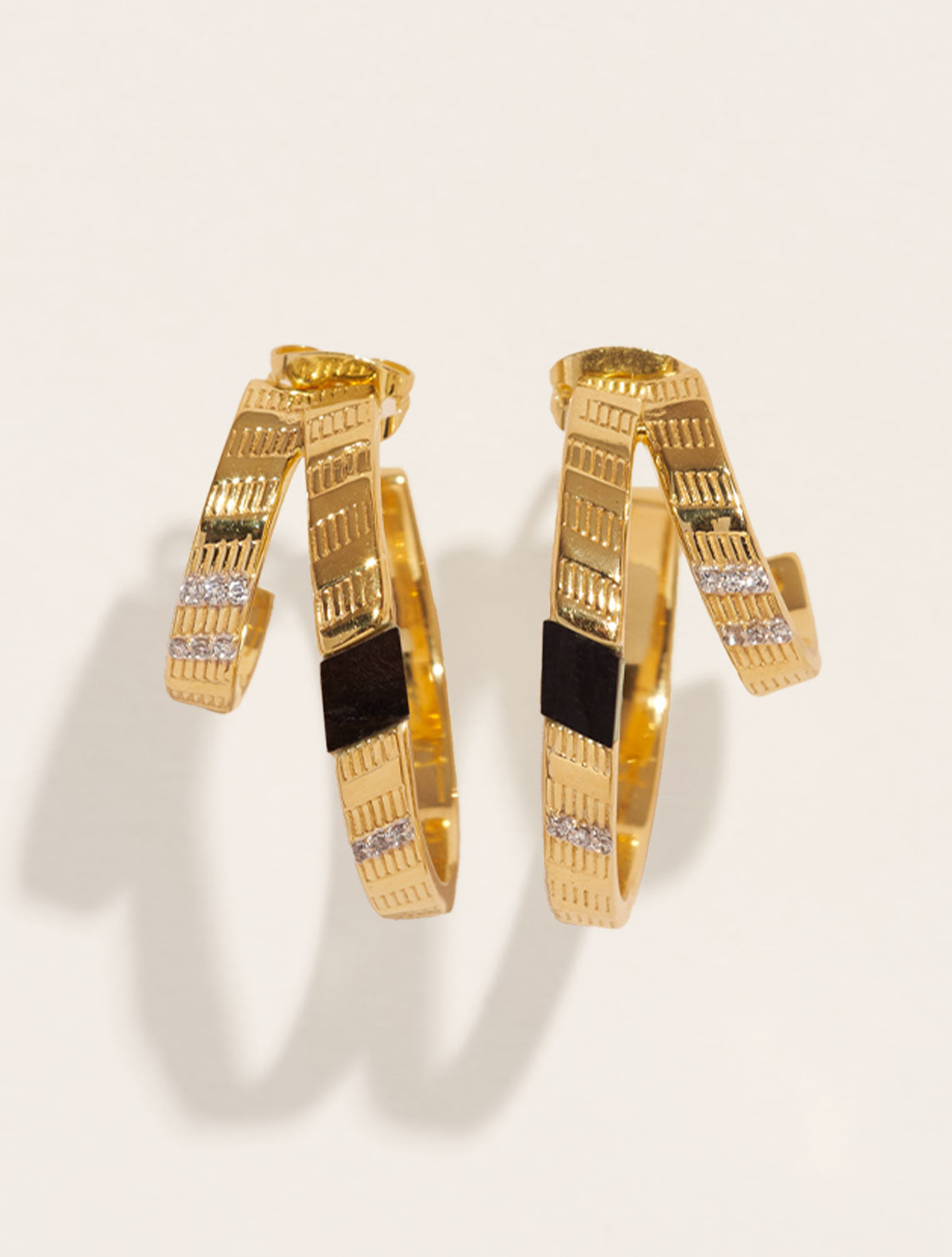 Dona Earrings - Textured Onyx