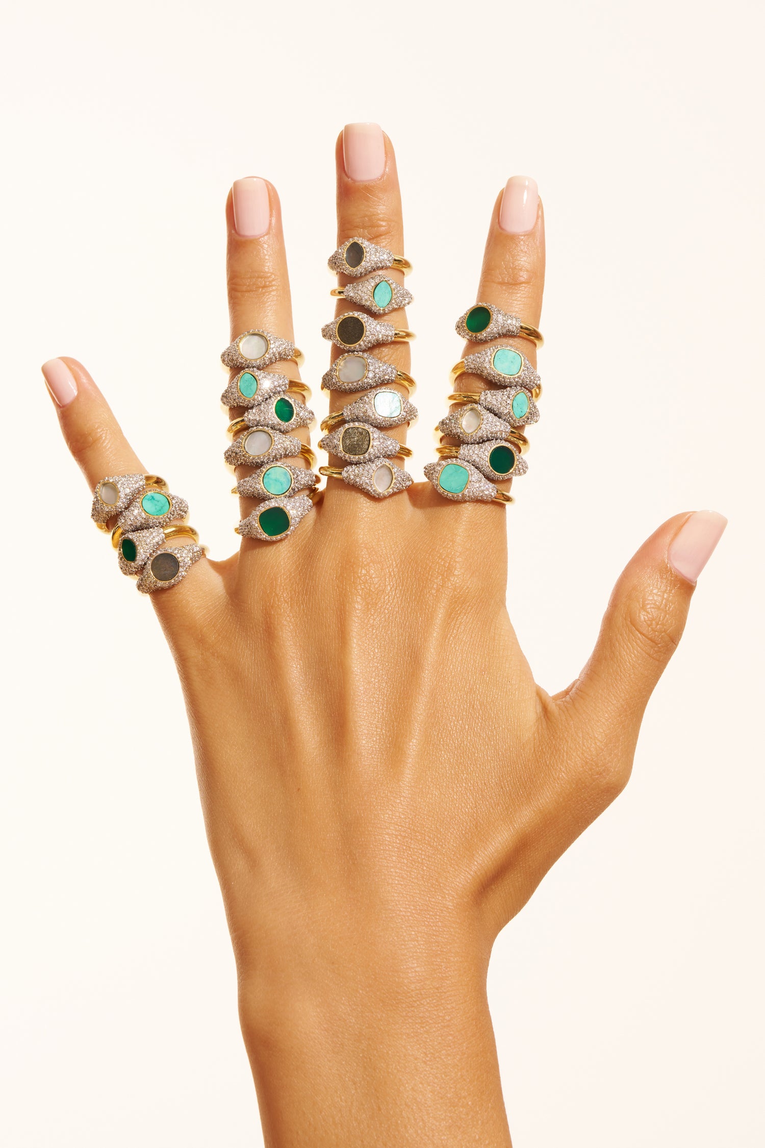 bagues_sunny_holi_gigi_pierres_blanche_verte_noire