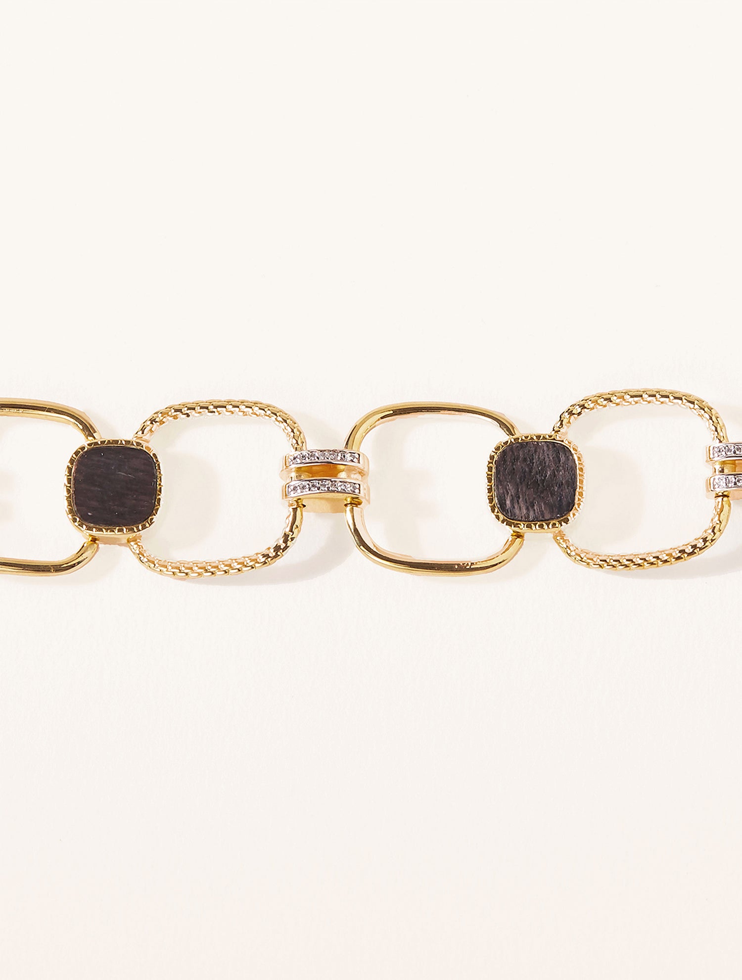 Kaïa Bracelet - Textured Onyx