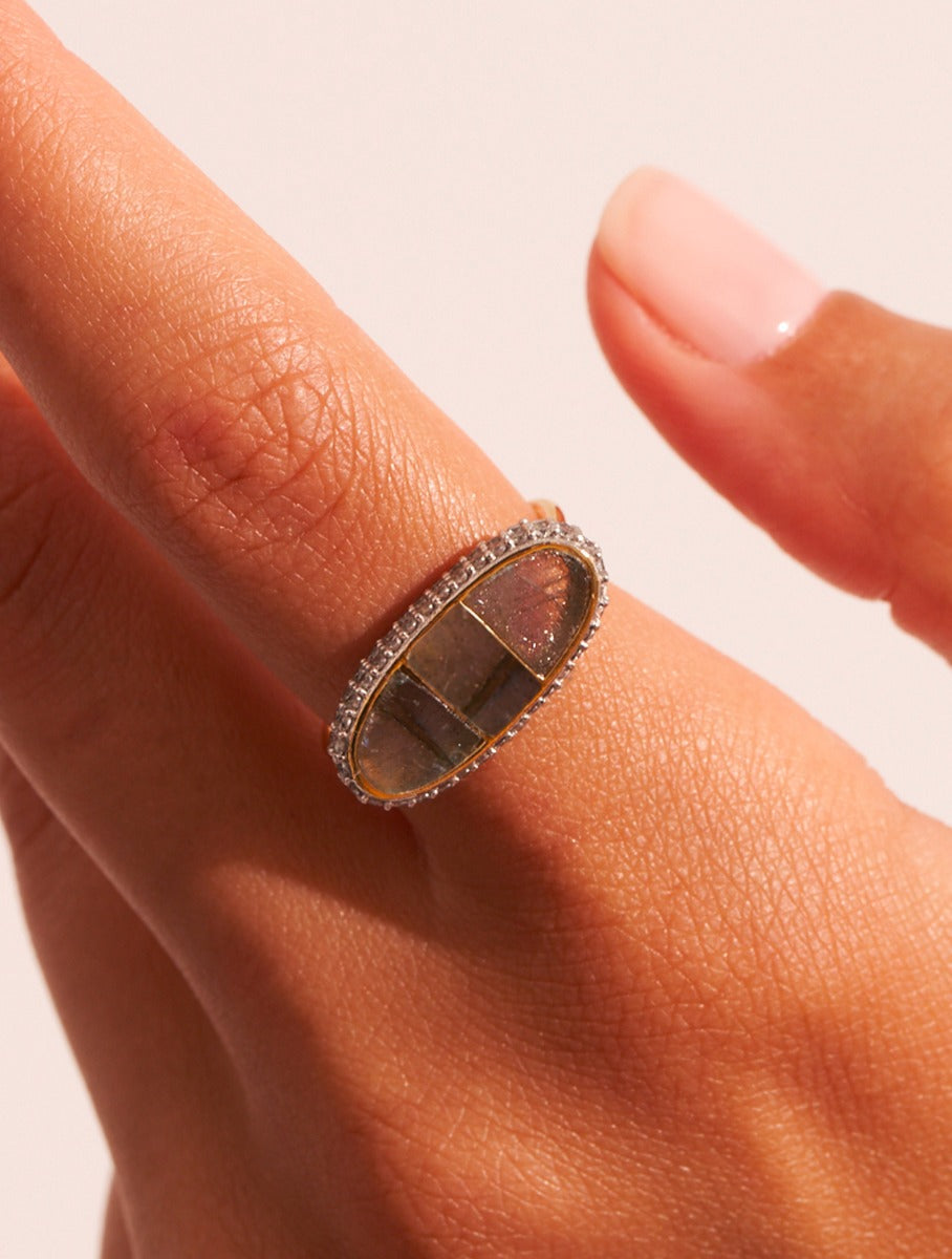 Bague Izy 1 - Labradorite