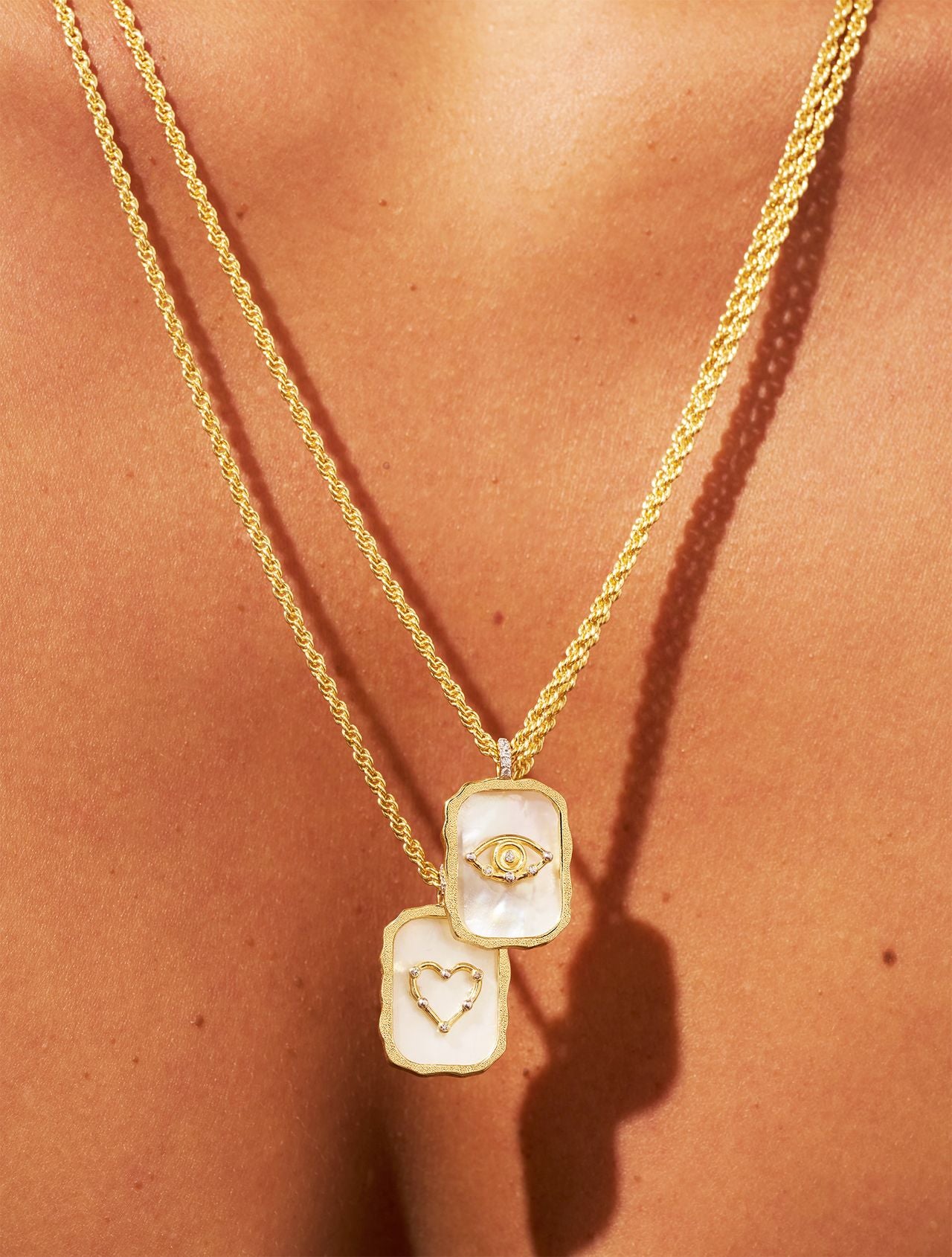 Manifeste Necklace – Heart