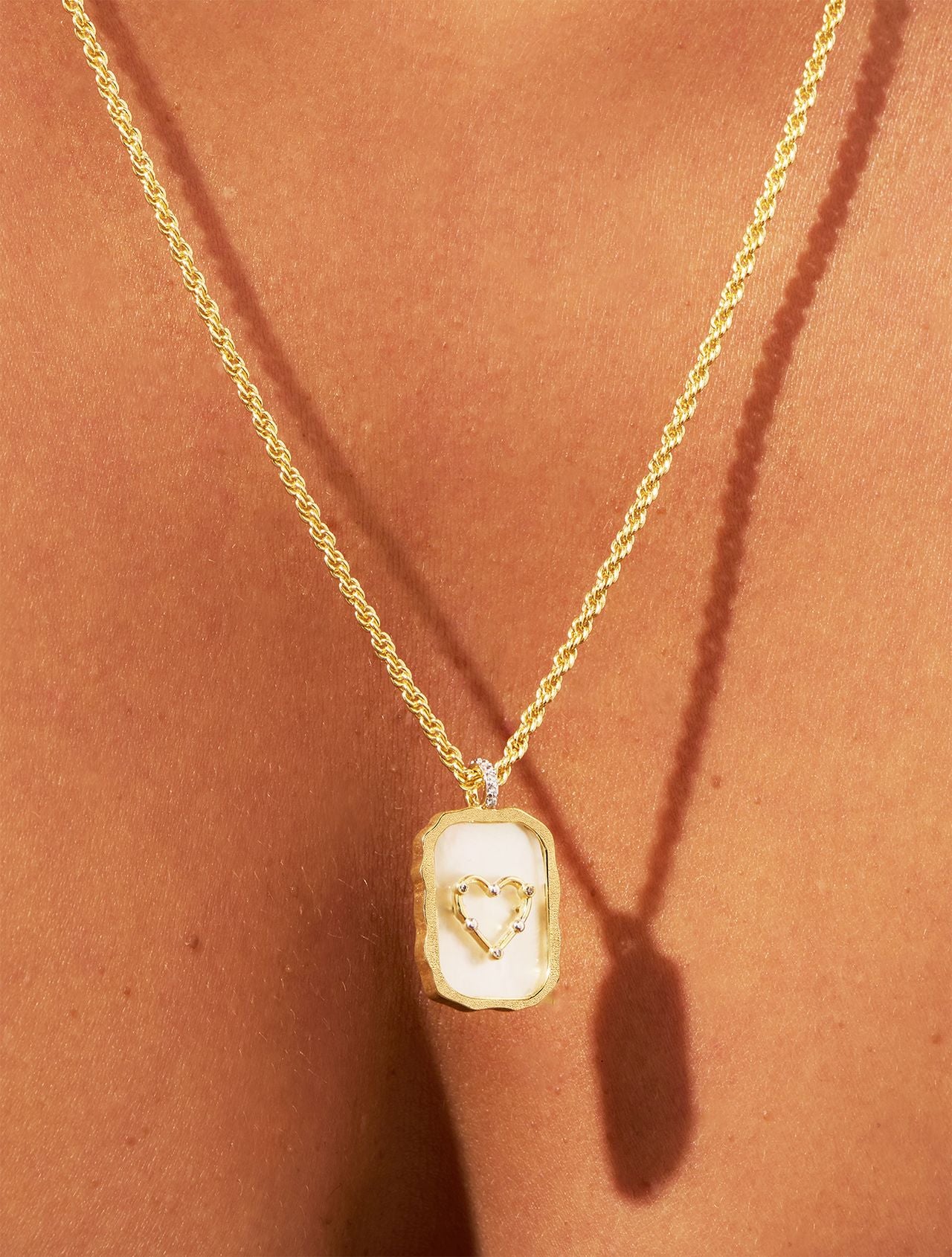 Manifeste Necklace – Heart